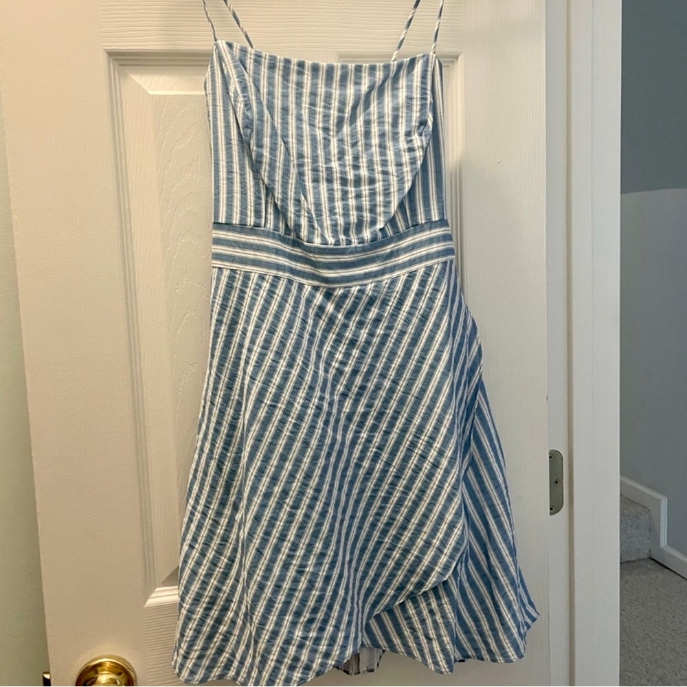 Lulu’s Central Park Blue And White Striped Dress Spring. Fully lined Sundress